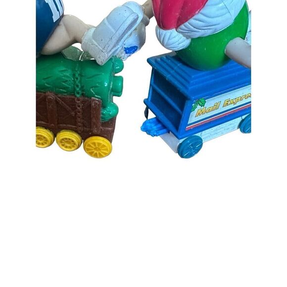 M&M Christmas Train Series 1 Engine Cars 1-6 Holiday Car Set Toppers missing cab - Picture 6 of 9